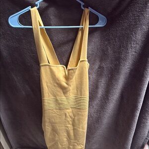 Chic Yellow Sleeveless Dress